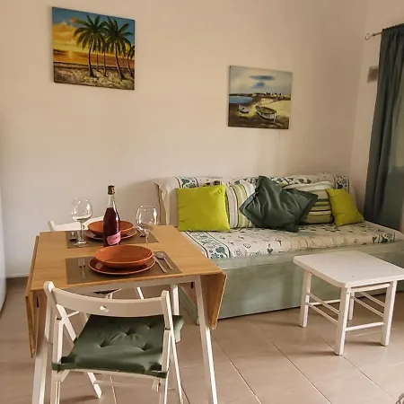 Giardino E Terrazza, Accogliente E Funzionale, Wi-fi, Piscina Condivisa * 科斯塔卡玛