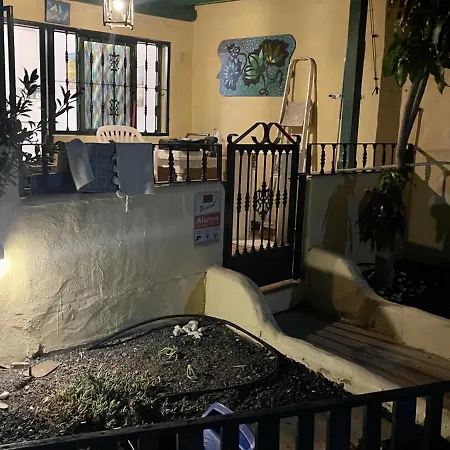 公寓 Giardino E Terrazza, Accogliente E Funzionale, Wi-fi, Piscina Condivisa