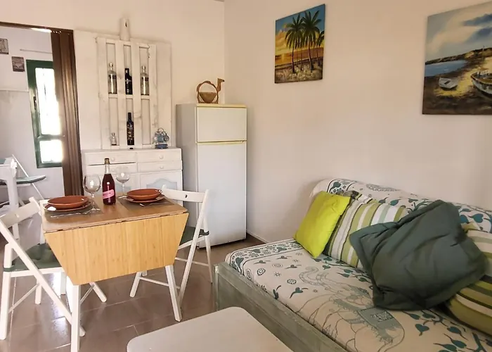Appartement Giardino E Terrazza, Accogliente E Funzionale, Wi-fi, Piscina Condivisa
