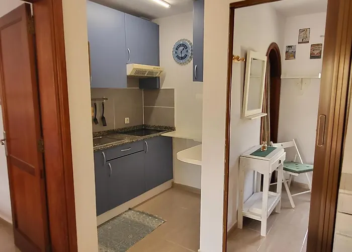 Giardino E Terrazza, Accogliente E Funzionale, Wi-fi, Piscina Condivisa Apartament